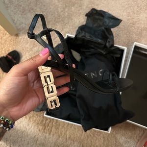 Stunning GIVENCHY cube heels